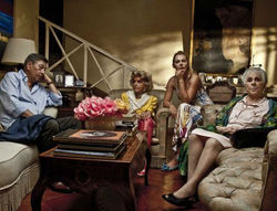 de vrouwen.. rechts van Gianni de moeder..