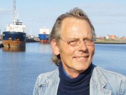 Jan Roos in de nieuwe haven..