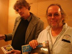 Cor Gout (links) en René van der Voort in de studio