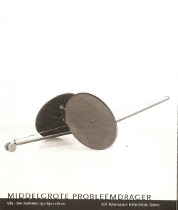 'over dit ding valt niet veel te zeggen. of heel veel. hier werkt in feite niets. hier werkt alleen het beeld'